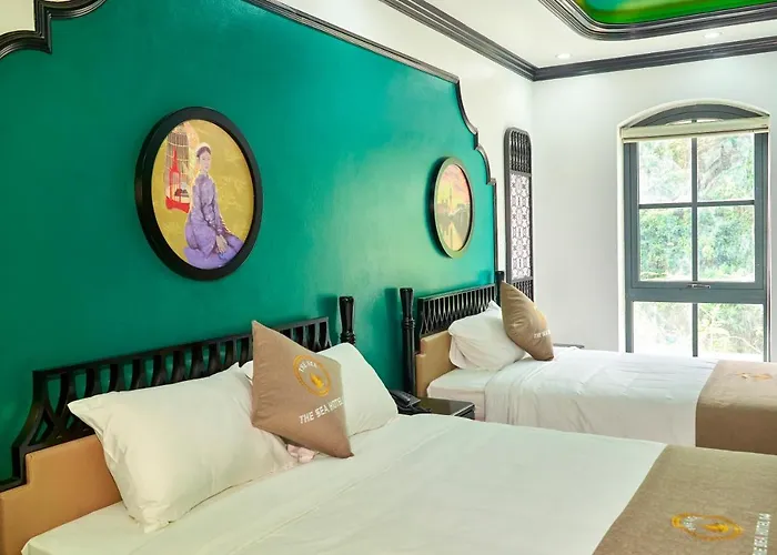 The Sea 14 Hotel